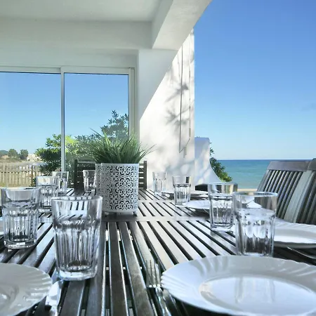 Villa In Moriani-plage By The Sea